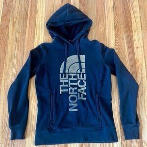 The north face black hoodie women’s size small